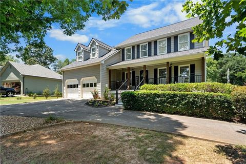 Homes For Sale - 9 Topridge Drive<br/> Cartersville, GA 30120