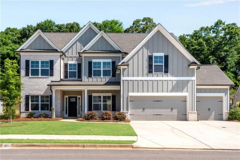 Homes For Sale - 237 Cherokee Rose Lane<br/> Hoschton, GA 30548