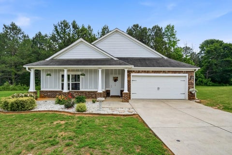 Homes For Sale - 708 Thistle Court<br/> Locust Grove, GA 30248