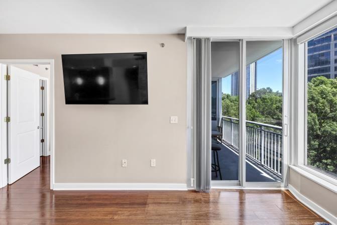 3338 Peachtree Road NE 508