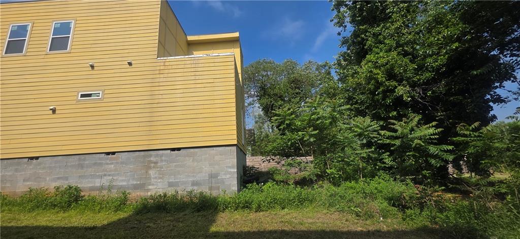 827 Drummond Street SW