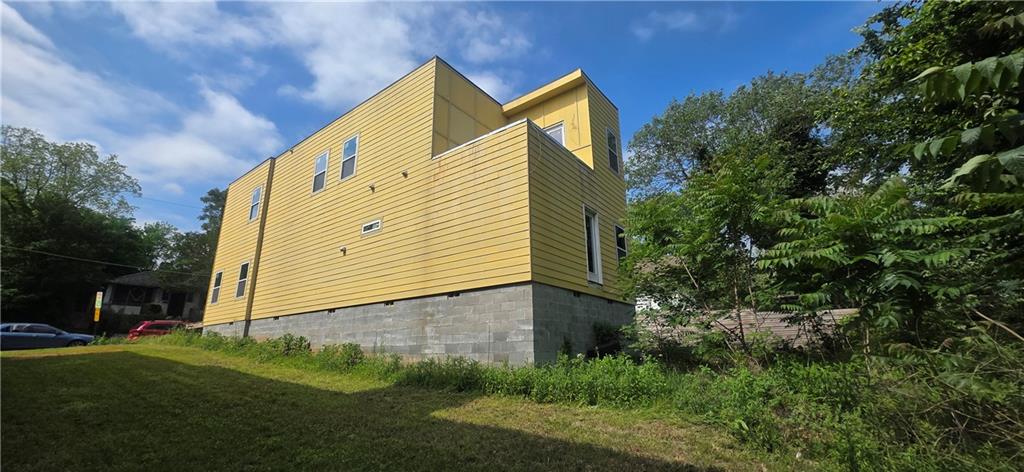 827 Drummond Street SW