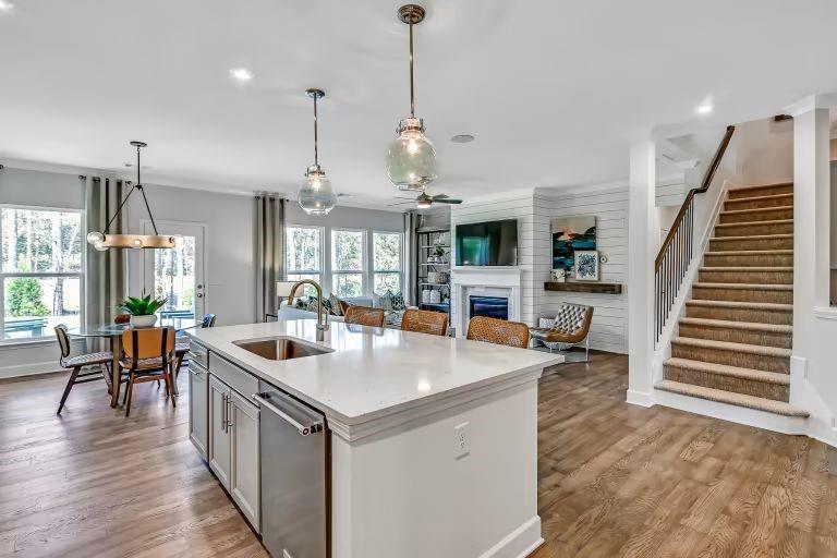 1536 Waterchase Drive