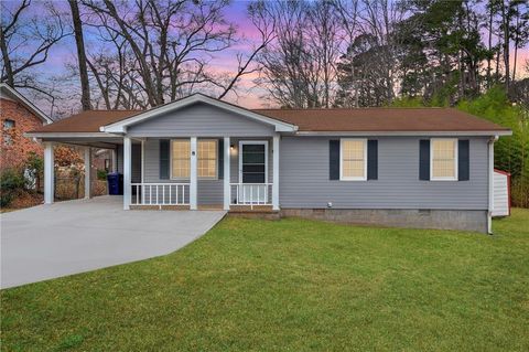 Homes For Sale - 284 E 5th Avenue<br/> Barrow County, Winder, GA 30680