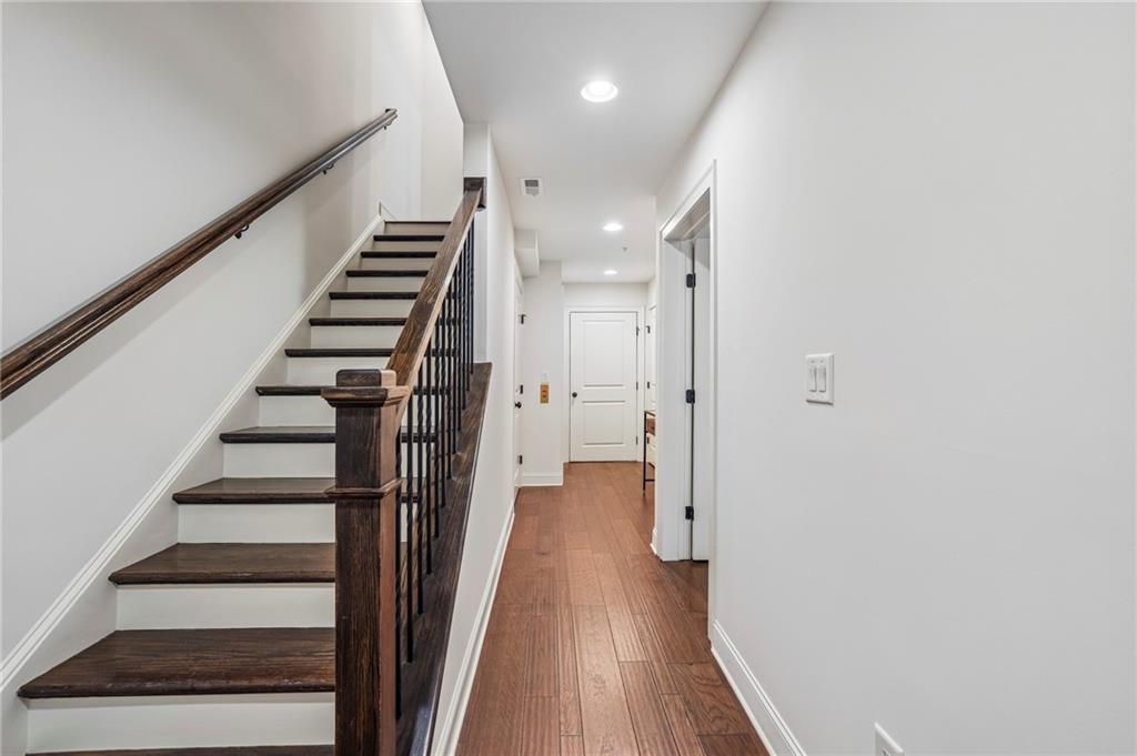 305 Cricket Ln, Alpharetta, GA, 30009, USA, 3 Bedrooms Bedrooms, ,4 BathroomsBathrooms,Townhouse,Active,305 Cricket Ln,7790699