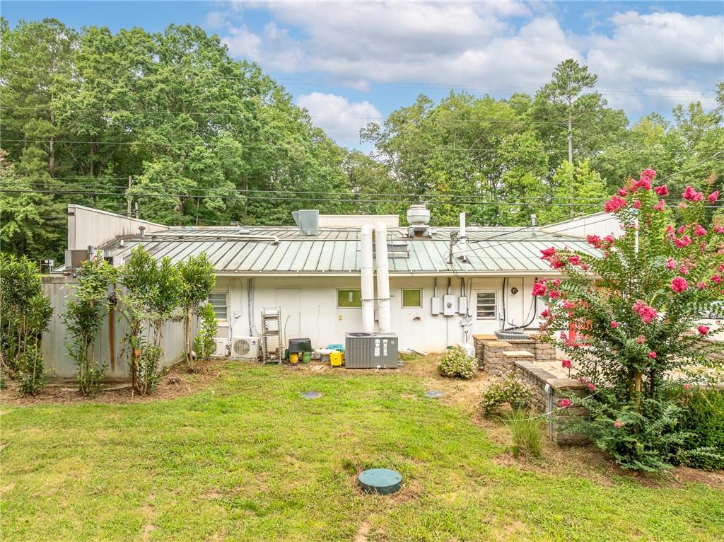 3411 Highway 53 E