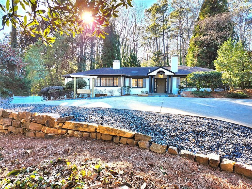 4044 Northside Drive