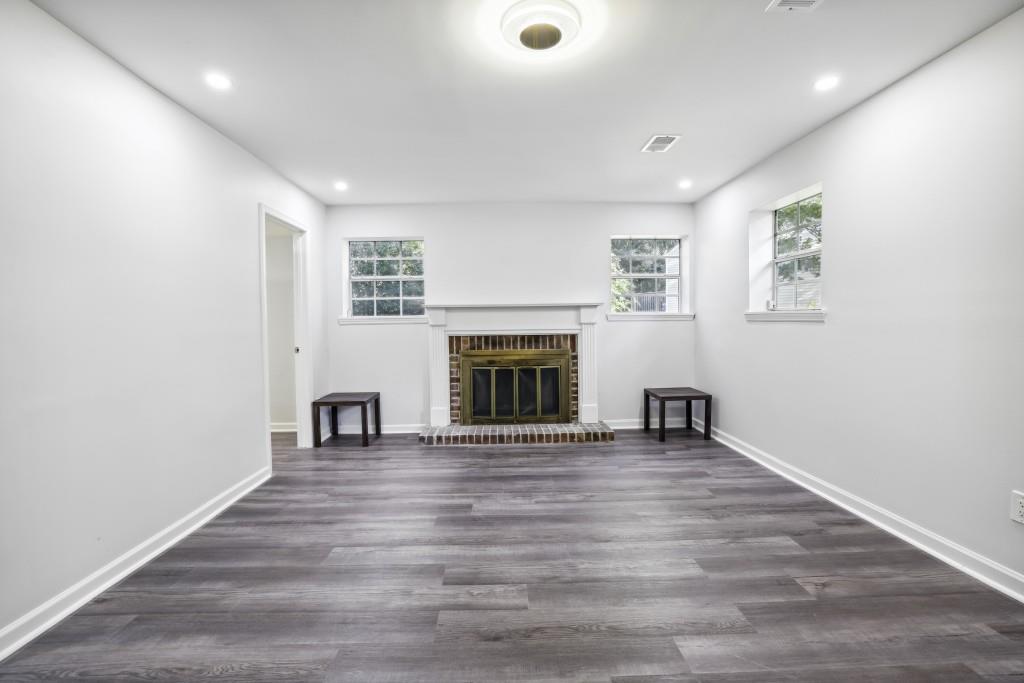 Berkshire Manor - Residential Lease