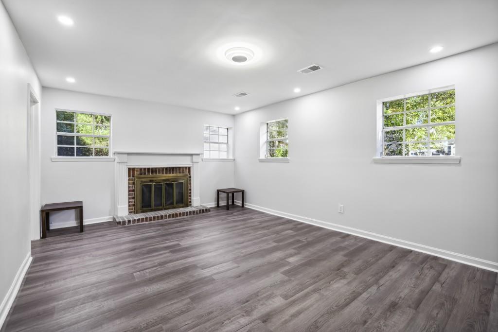 Berkshire Manor - Residential Lease