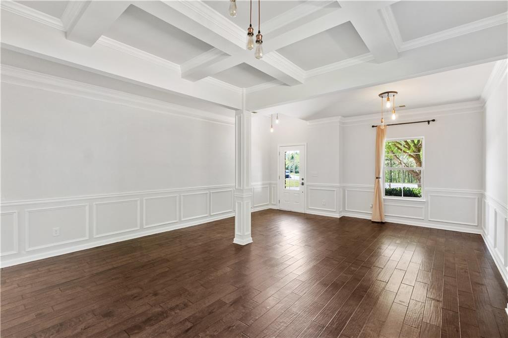 3945 Silverthorn Trace