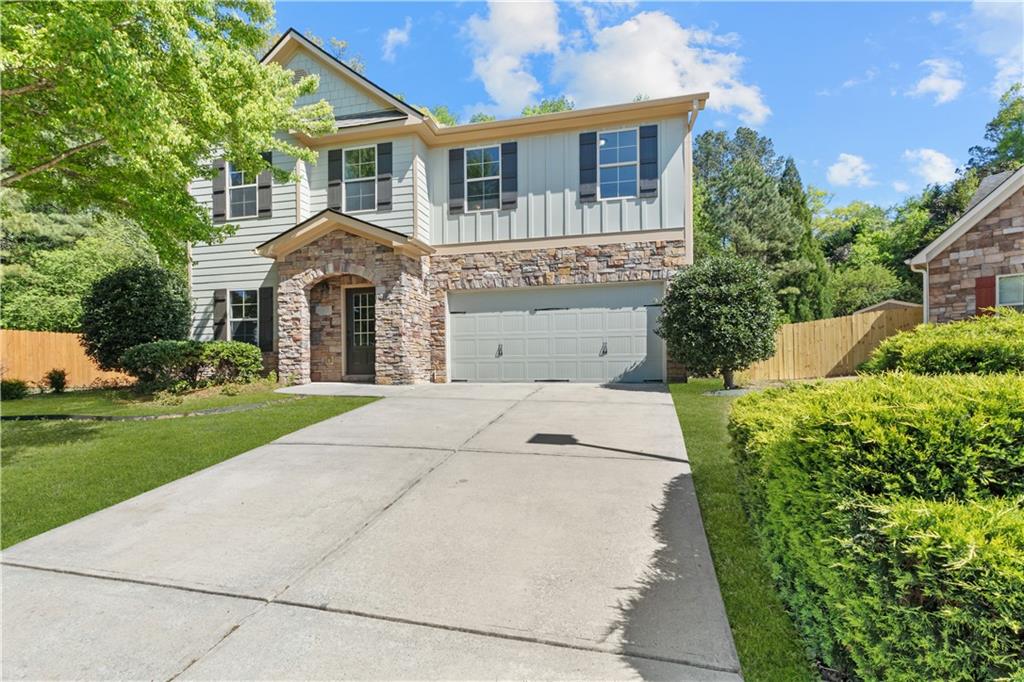 3945 Silverthorn Trace