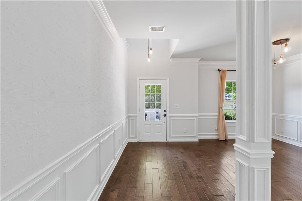 3945 Silverthorn Trace