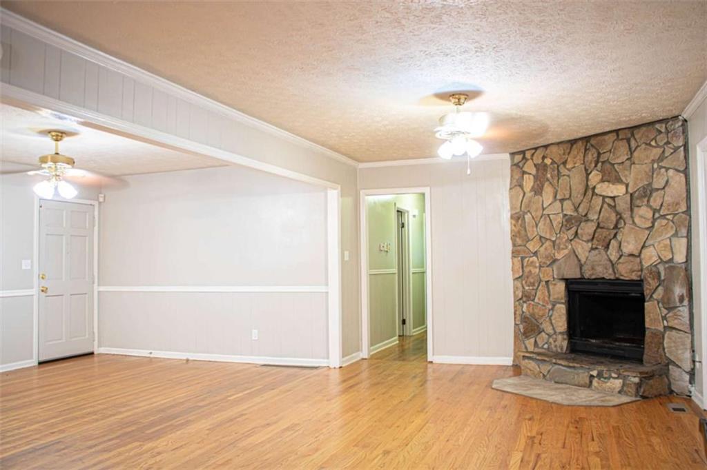 6470 Sherwood Trail, Austell, Georgia image 2