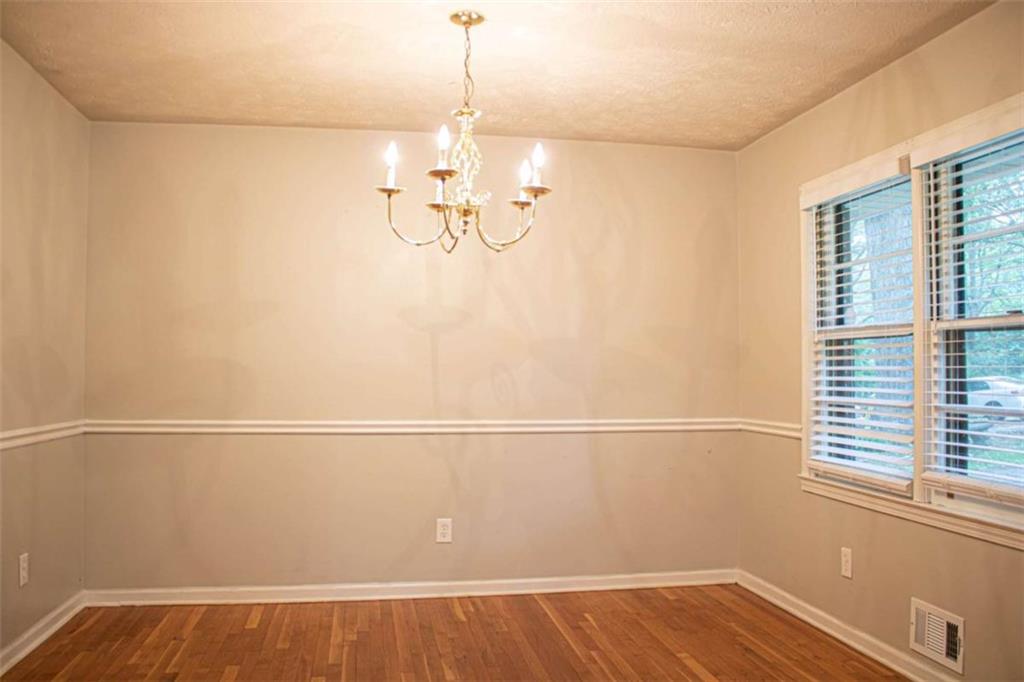 6470 Sherwood Trail, Austell, Georgia image 21