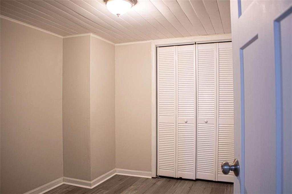 6470 Sherwood Trail, Austell, Georgia image 33