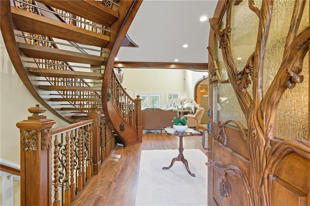 1091 Echota Road