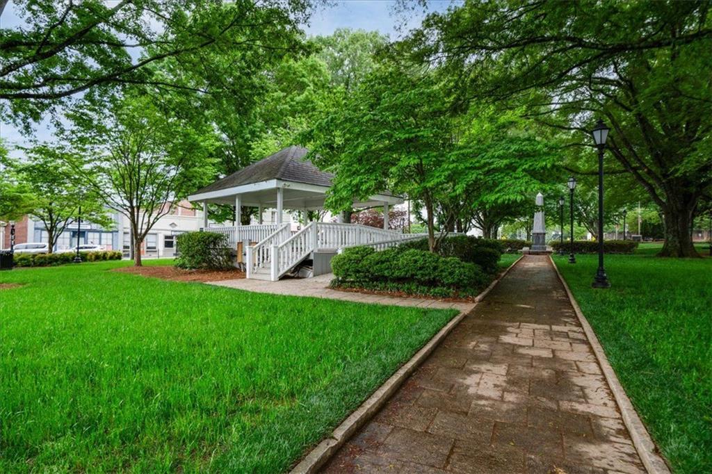 130 Forrest Alley, Roswell, Georgia image 42
