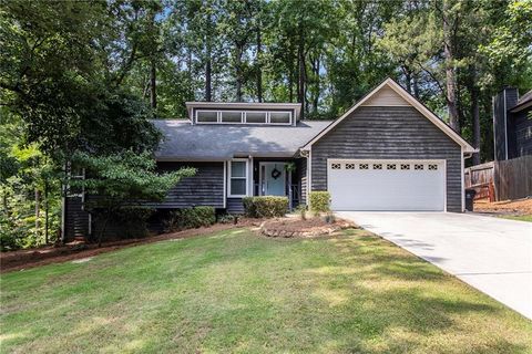 2960 CEDAR KNOLL Drive Roswell GA 30076