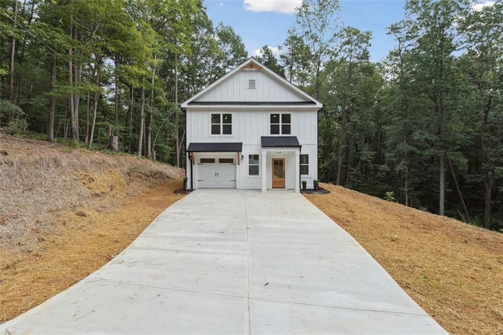 3922 PINE SHORE Circle