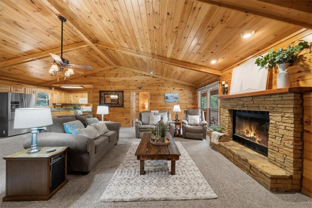 105 Oak View Trail