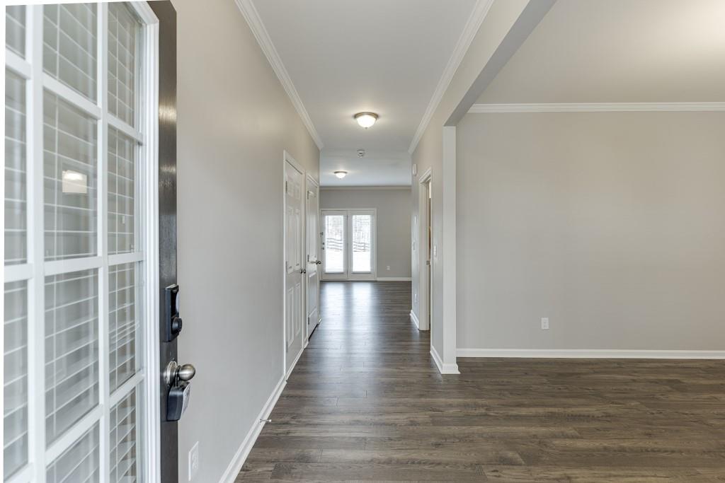 6886 Scarlet Oak Way