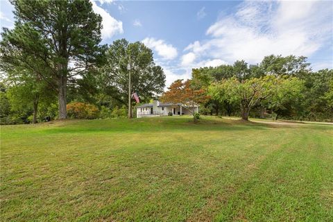 A home in Dawsonville