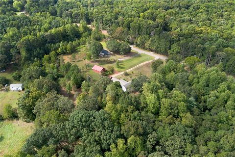 A home in Dawsonville