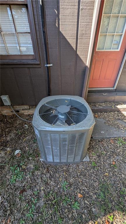 1213 Auburn Drive, Macon, Georgia image 7