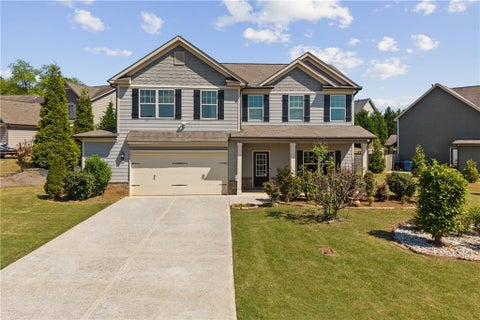 Homes For Sale - 677 Massey St<br/> Winder, GA 30680