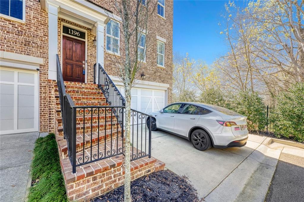 1196 John Collier Road 1196