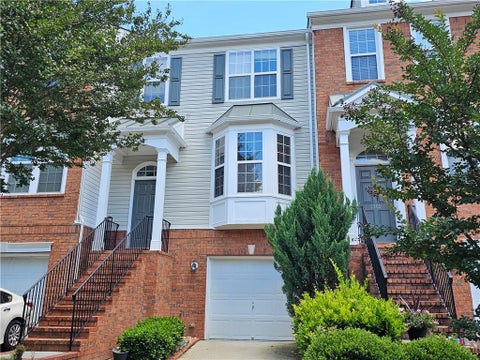 Townhouse For Rent - 1367 Thornborough Drive<br/> Alpharetta, GA 30004