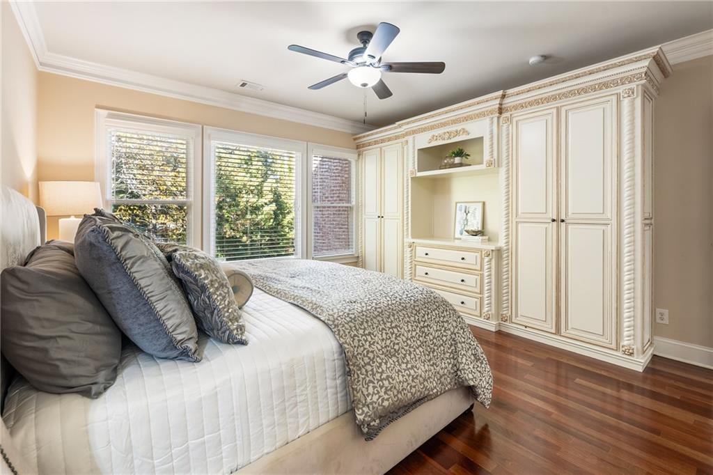 Oak Mills - Residential