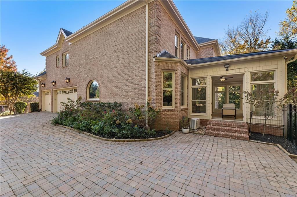 Oak Mills - Residential