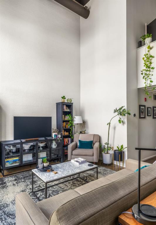 195 Arizona Avenue NE 154