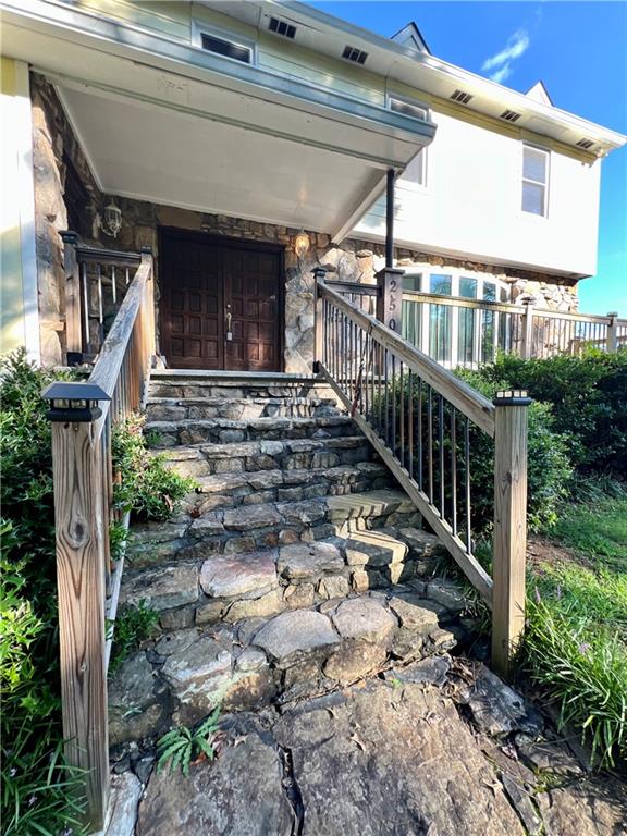 250 Shady Lane SE
