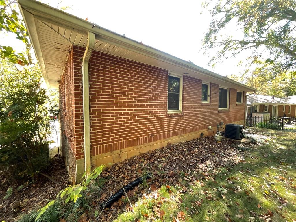 2492 Hunting Valley Drive