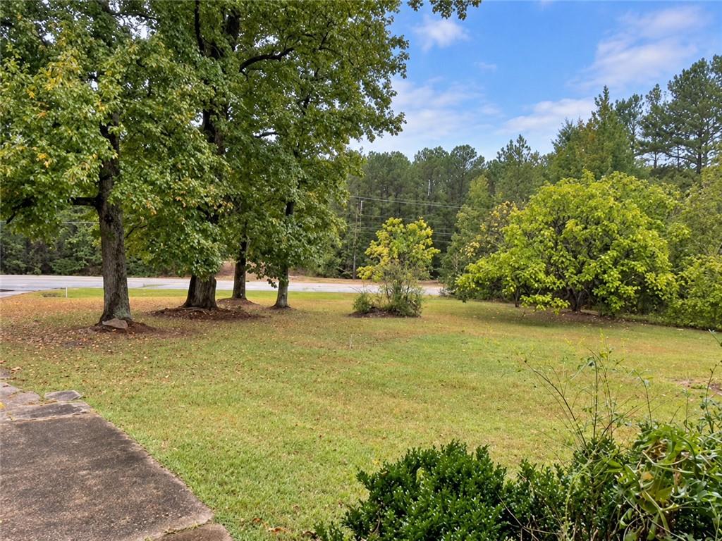 1552 Lexington Highway