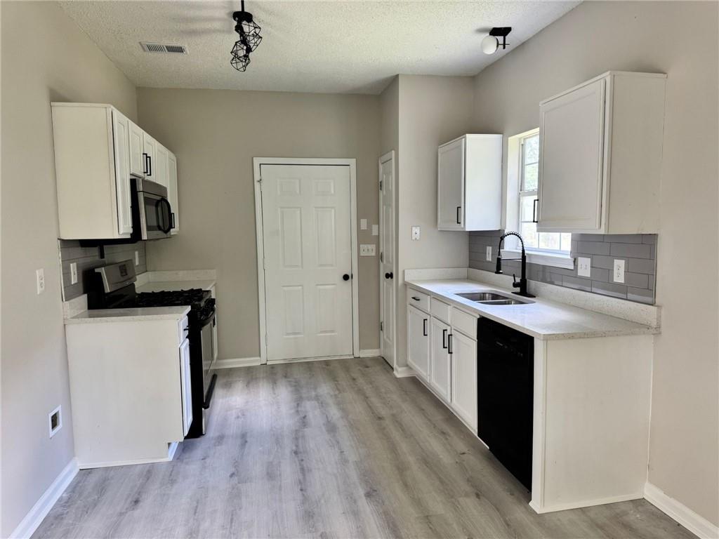 2711 Teal Landing Drive, Morrow, Georgia image 4