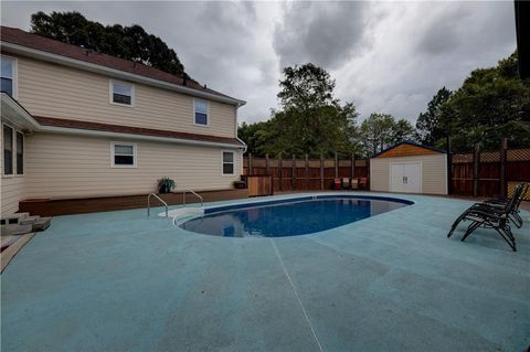 A home in Powder Springs