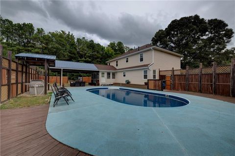 A home in Powder Springs