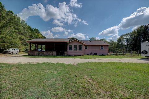 A home in Powder Springs