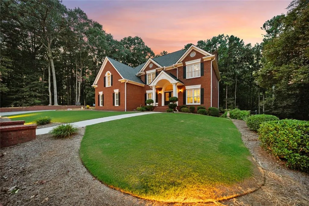 Milton, Georgia 30004, United States, 7 Bedrooms Bedrooms, ,8 BathroomsBathrooms,Residential,Active,191238