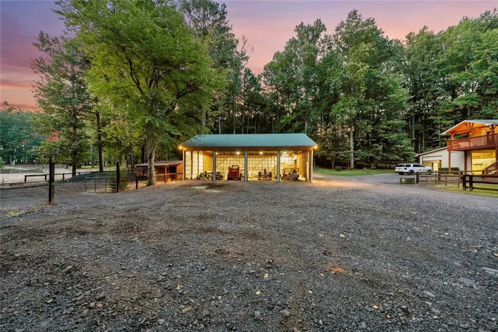 Milton, Georgia 30004, United States, 7 Bedrooms Bedrooms, ,8 BathroomsBathrooms,Residential,Active,191238