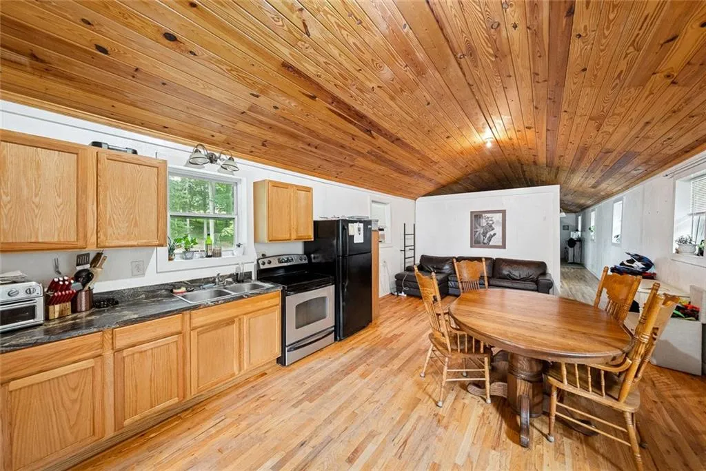 Milton, Georgia 30004, United States, 7 Bedrooms Bedrooms, ,8 BathroomsBathrooms,Residential,Active,191238