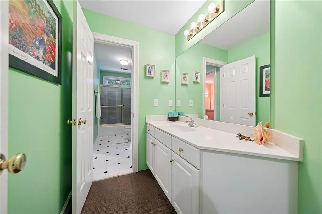 Milton, Georgia 30004, United States, 7 Bedrooms Bedrooms, ,8 BathroomsBathrooms,Residential,Active,191238