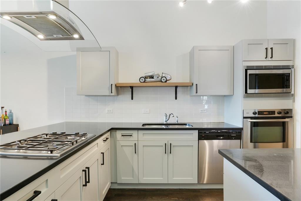 3820 Roswell Road NE 510