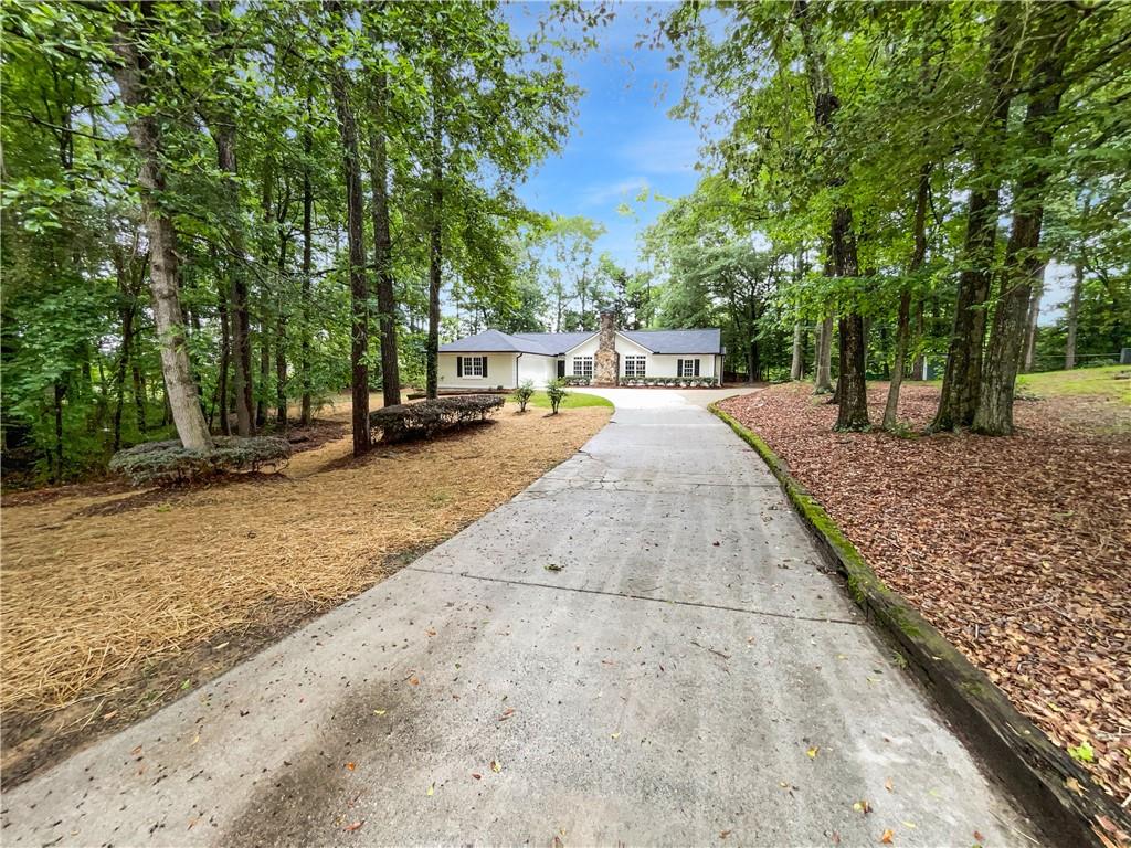 2734 Amber Springs Way, Buford, Georgia image 36