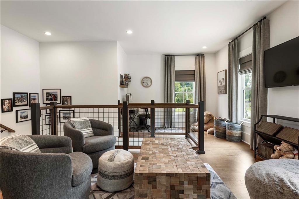 Sweet Apple - Residential