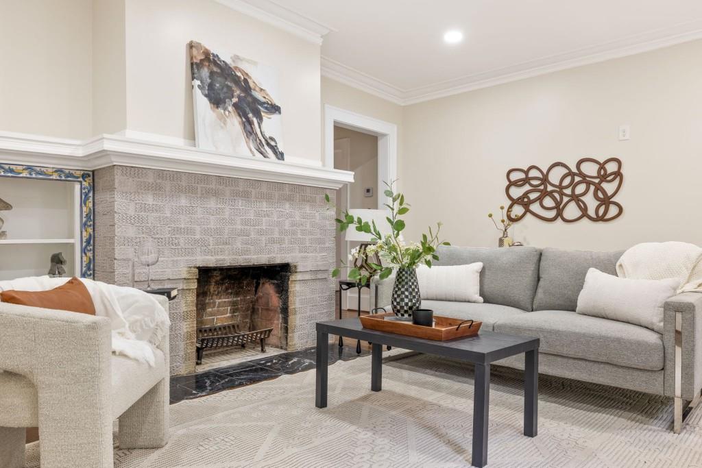 443 Burlington Road NE