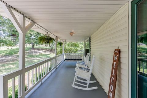 A home in Flowery Branch